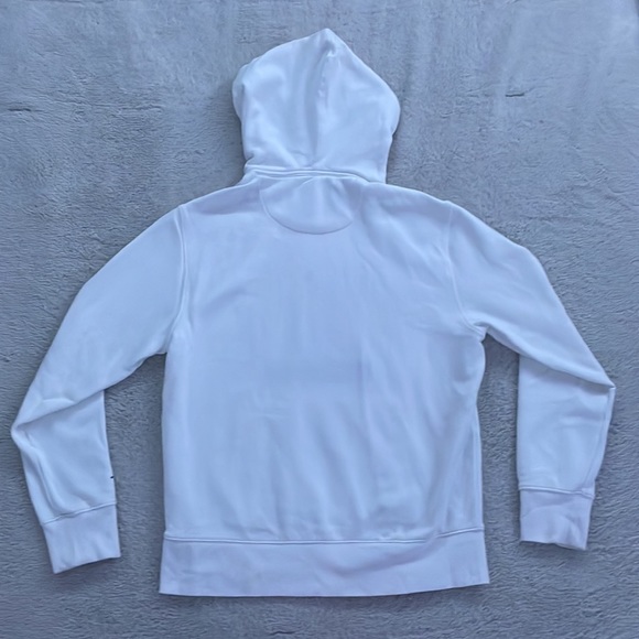 White Disney x American Eagle Hoodie - Picture 2 of 5